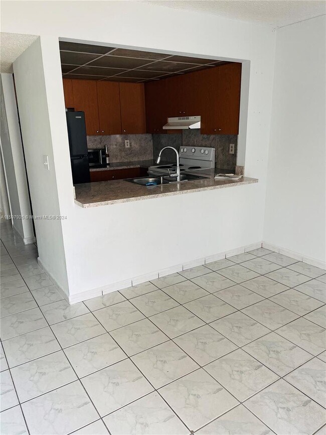 Building Photo - 14829 SW 80th St