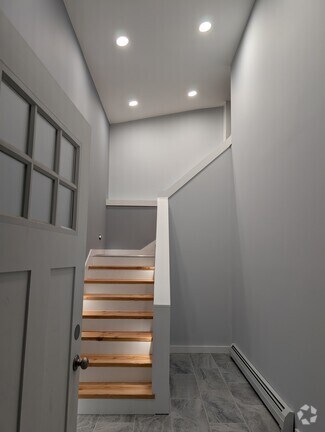 Building Photo - 9 Northfield St
