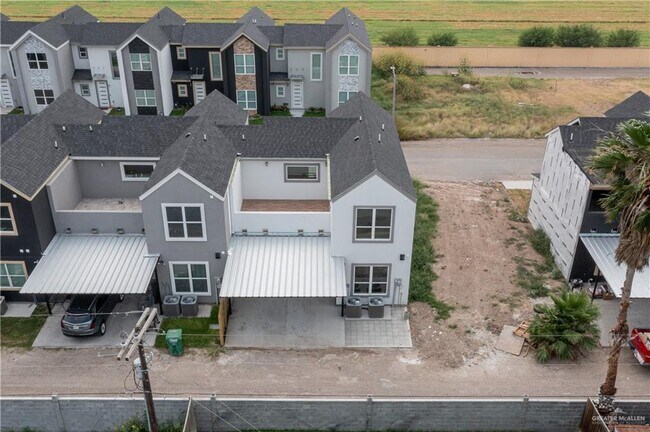 Foto del edificio - 15 N Crown Point