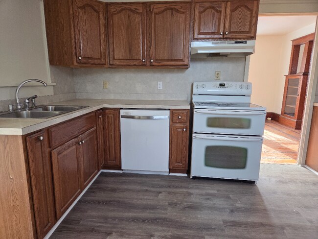 Foto del edificio - 630 N Courtland St