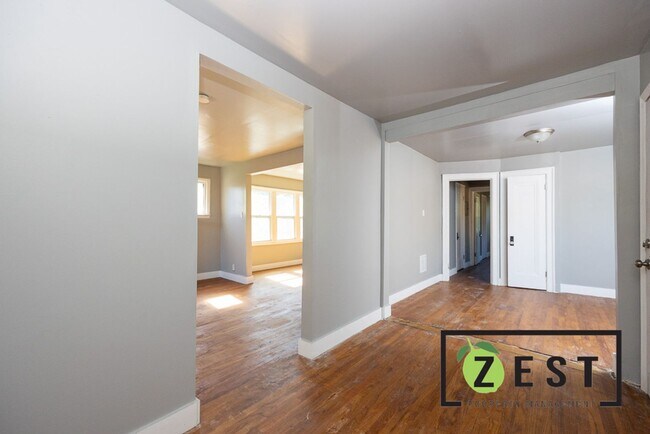 Foto del edificio - 5235 Haverhill St
