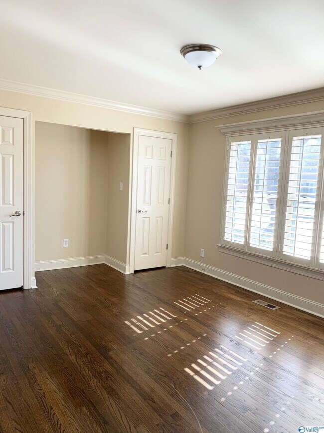 Foto del edificio - 2822 Lafayette Rd SW