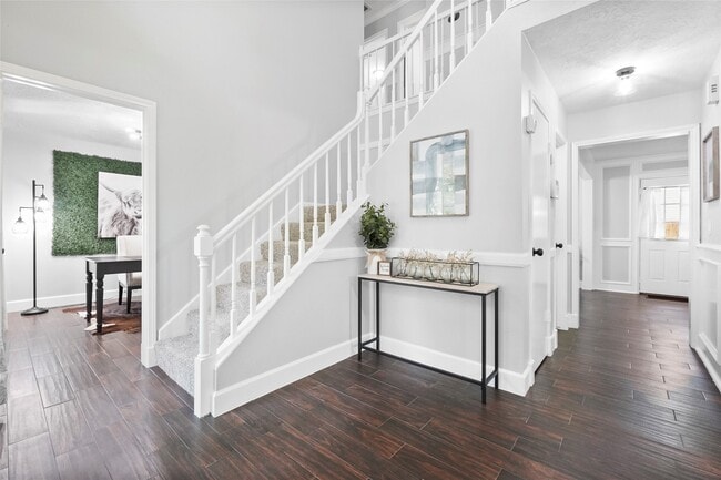 Building Photo - 86 Rockridge Dr