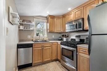 Foto del edificio - 35 Mountain View Rd