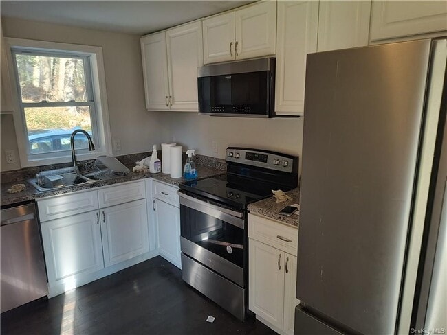 Building Photo - 25 Bolton Basin Rd