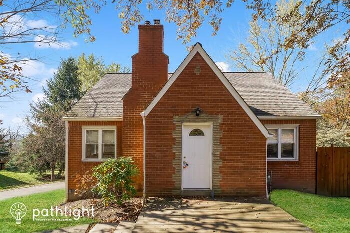 Primary Photo - 8979 Knoll St, Allison Park, PA, 15101