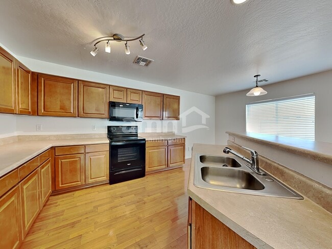 Building Photo - 22377 W Solano Dr