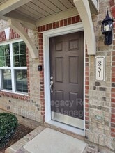 Building Photo - 851 Silver Leaf Dr