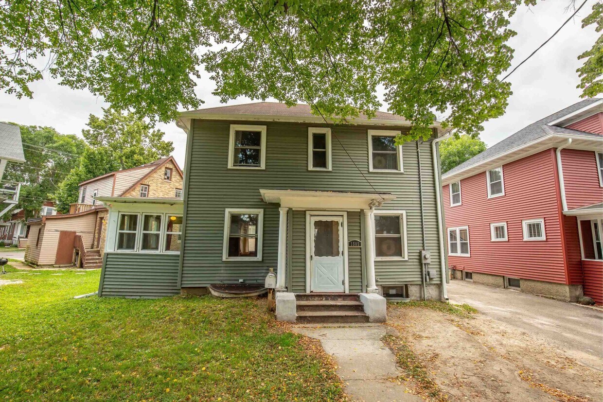 Primary Photo - 1505 Adams St