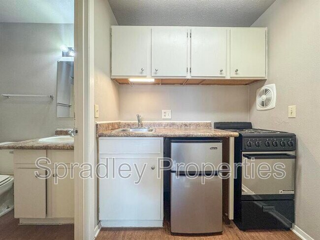 Foto del edificio - 608 John Paul Jones Dr