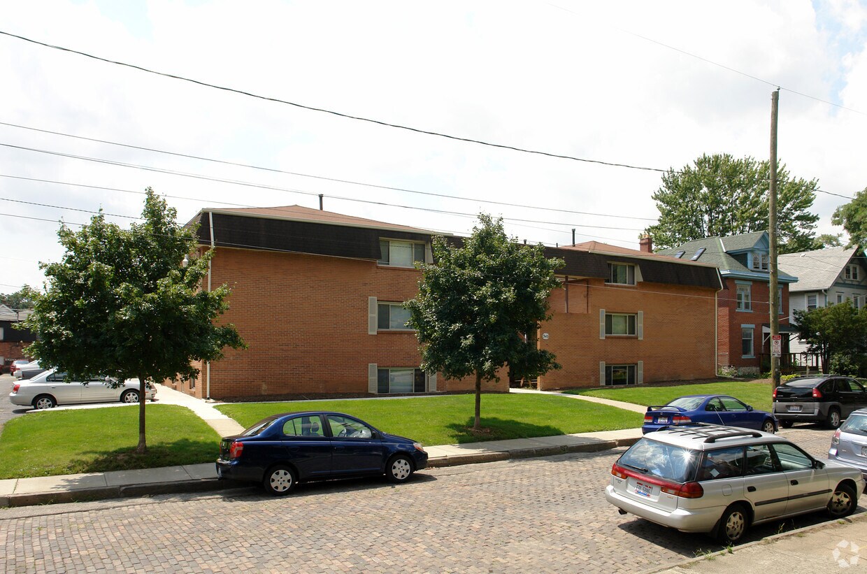 Primary Photo - 345-355 E 20th Ave
