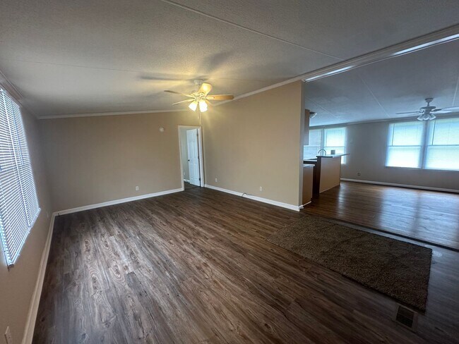 Building Photo - 5716 Parkton Rd ~ Windy Pines