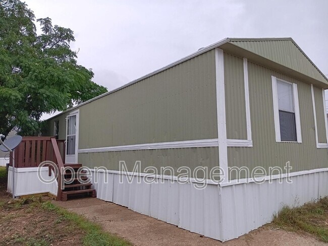 Foto del edificio - 2501 Martin Luther King Dr