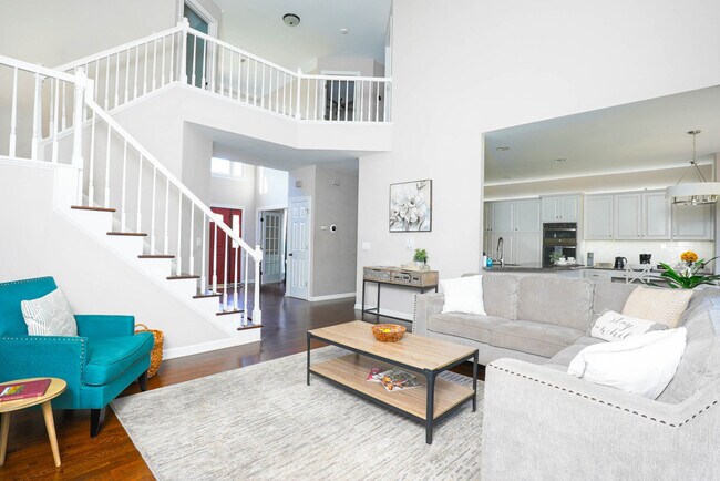 Foto del edificio - 10245 Rougemont Ln