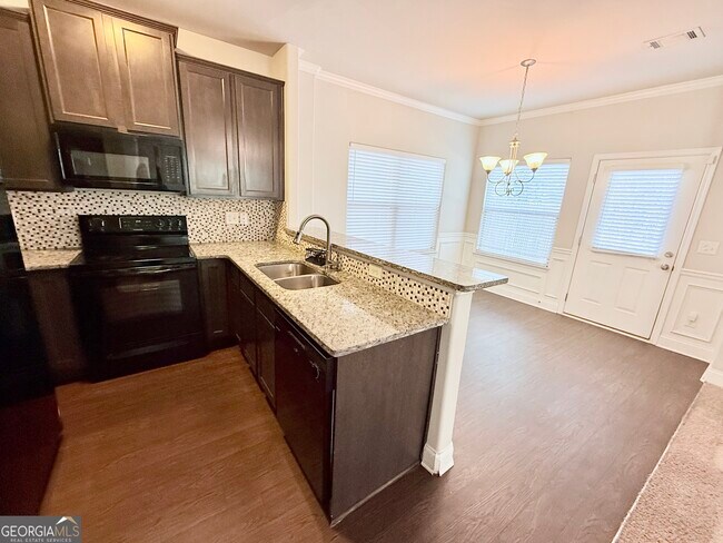 Foto del edificio - 188 Leland Ln