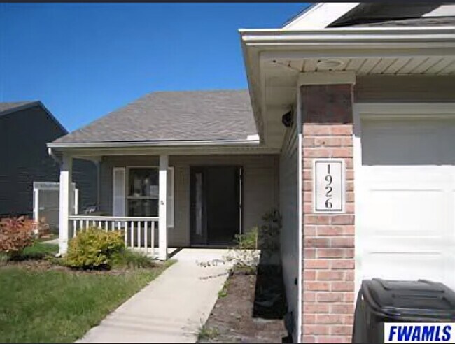 Foto del edificio - 1926 Beechmont Dr