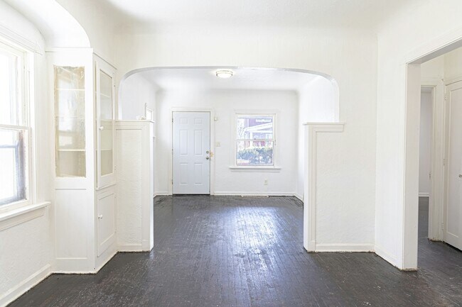 Building Photo - 7913 Connecticut Ave