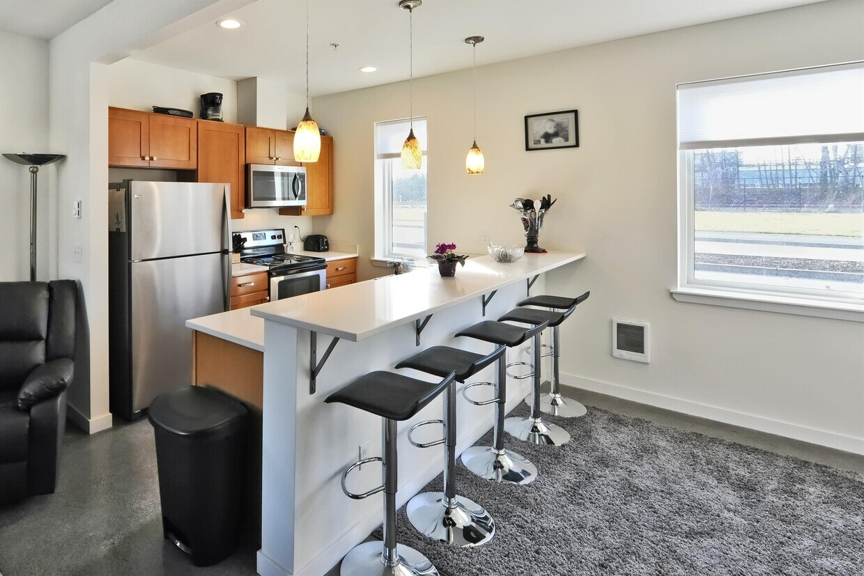 5828 2nd Ave Unit 104, Ferndale, WA 98248 Room for Rent in Ferndale, WA