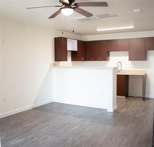 Foto del edificio - 3022 Forest Ln