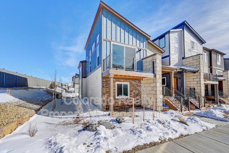 Foto principal - 6872 Lily Mountain Ln