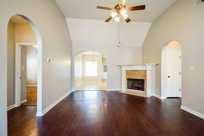 Foto del edificio - 6219 Arlington Ln