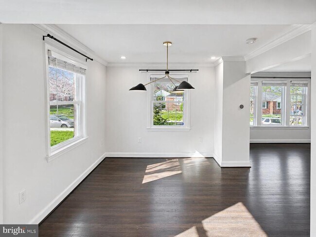 Foto del edificio - 2913 Fairlawn St