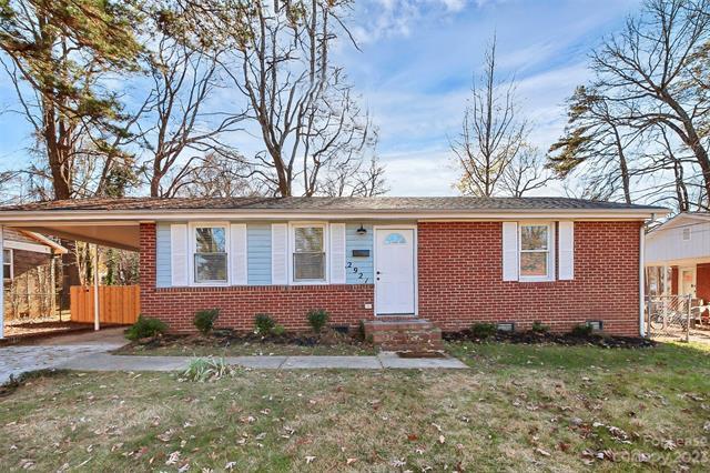 Primary Photo - 2921 Ravencroft Dr