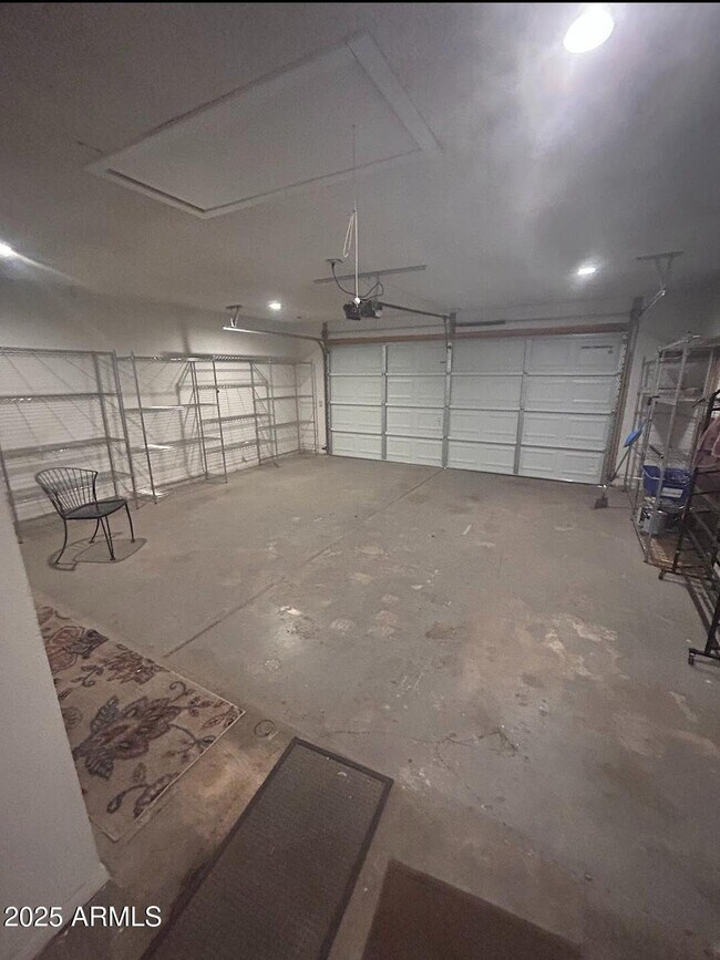 Foto del edificio - 6728 S Terrace Rd