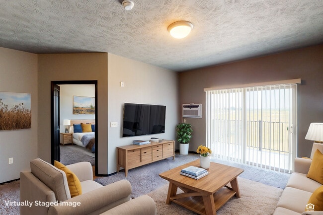 Building Photo - Hillcrest Village Apartments & Townhomes