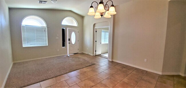 Building Photo - 14685 Hunters Grove Ave