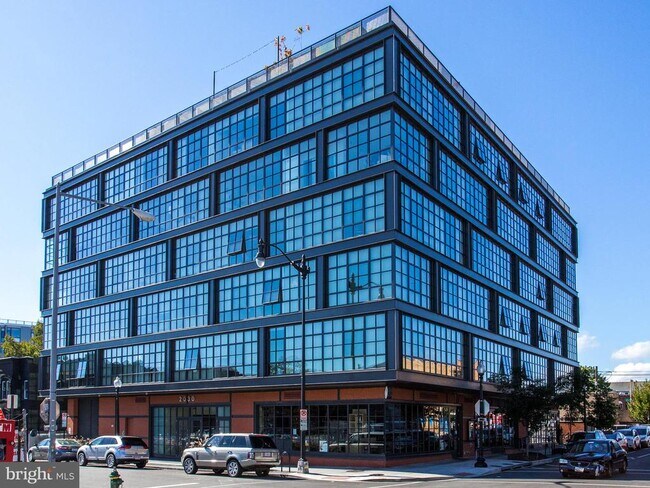 Foto del edificio - 2030 8th St NW