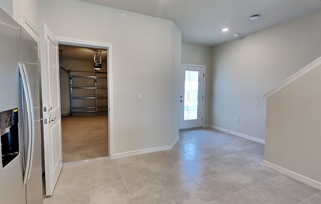 Building Photo - 3109 Emerald Acrs Ln