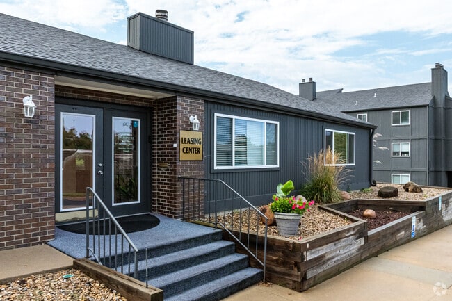 Clubhouse - Windchase Flats &amp; Townhomes