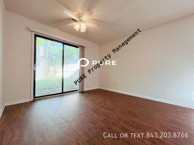Building Photo - 105 Scaup Ct