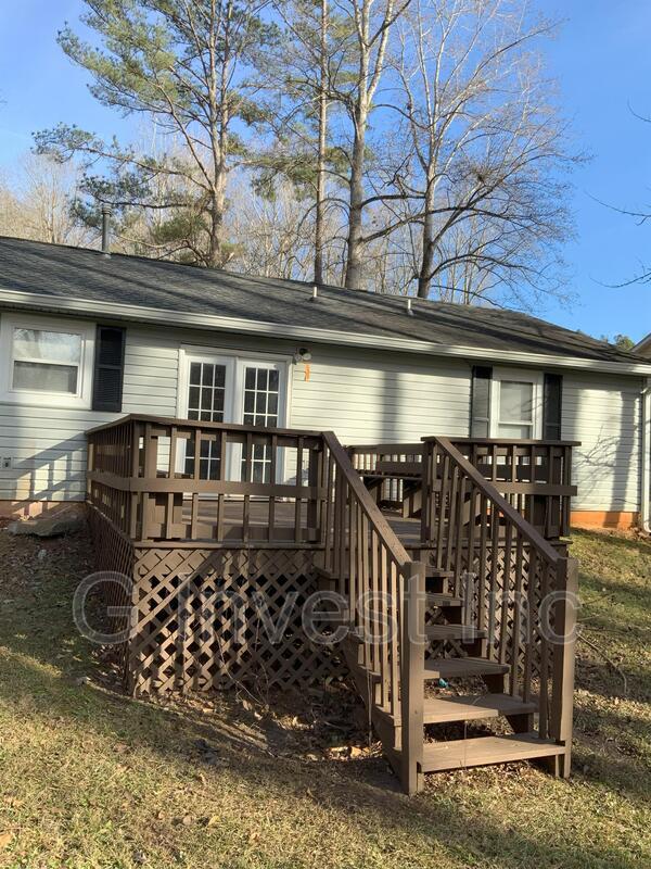 Foto del edificio - 504 Carlton Ln