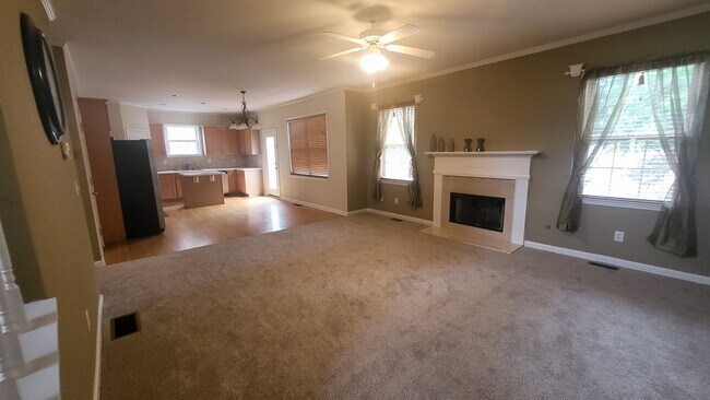 Building Photo - 4810 Edinburgh Dr