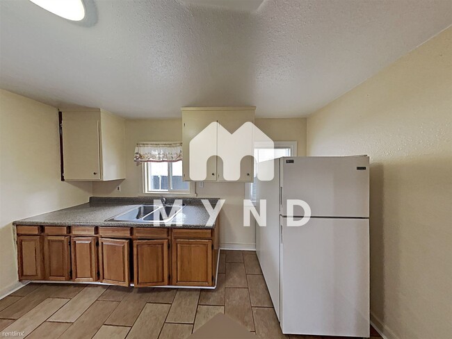 Building Photo - 2 br, 1 bath House - 2530 76th Ave