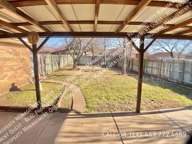 Building Photo - 617 Tara Dr