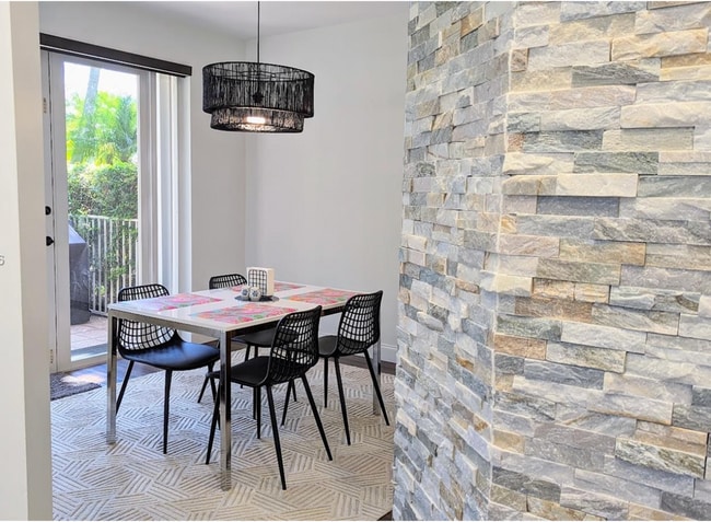 Foto del edificio - 1181 SW 158th Ave