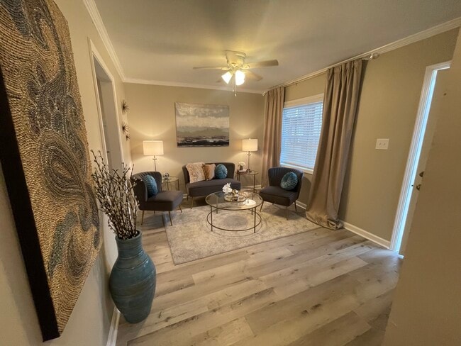 Downtown 1 bedroom One Block from Beale Street - 226 S Lauderdale St