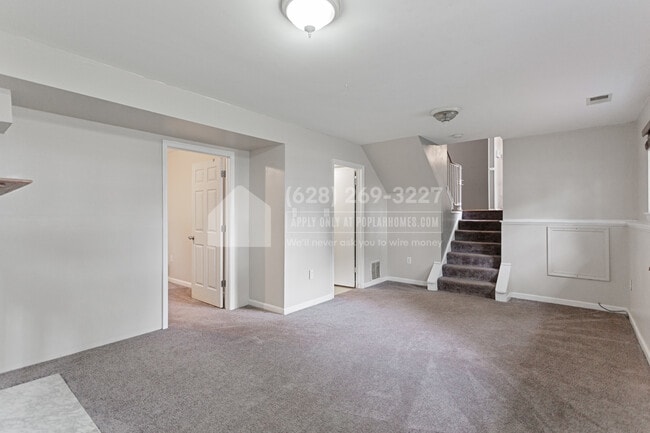 Building Photo - 4907 Plata St