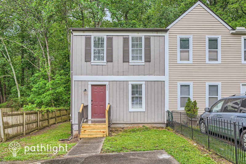 Foto principal - 409 Water Oak Way SW