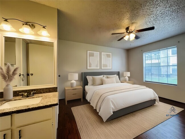 Foto del edificio - 2750 Holly Hall St