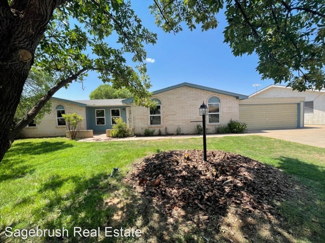 Primary Photo - 3 br, 2 bath House - 1716 Belvoir