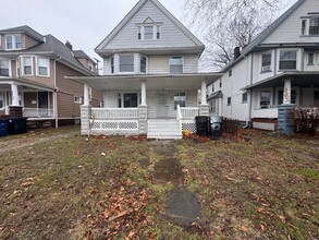 Building Photo - 10404 South Blvd