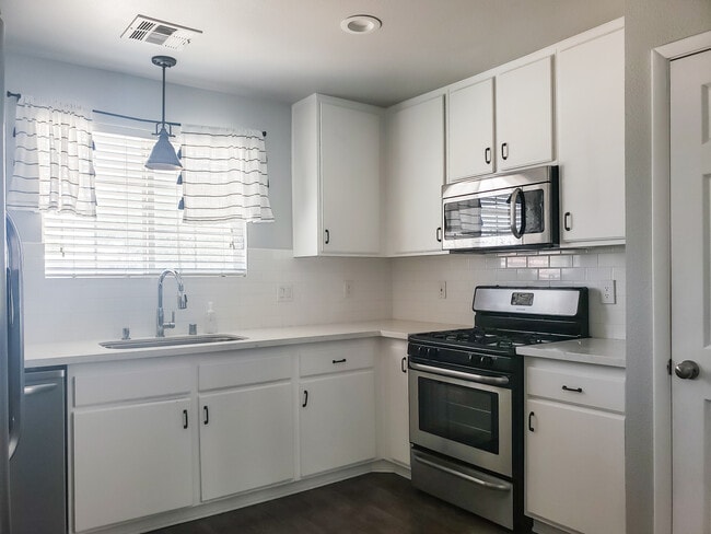 Foto del edificio - 51305 Avenida Vallejo