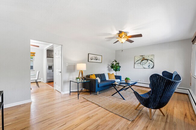 Building Photo - 2280 Floral Dr