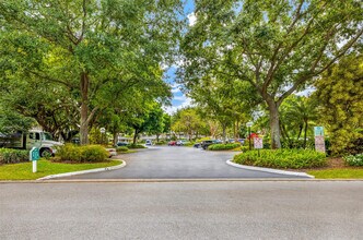 Building Photo - 800 Cypress Grove Dr