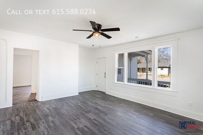 Foto del edificio - 307 W 13th St