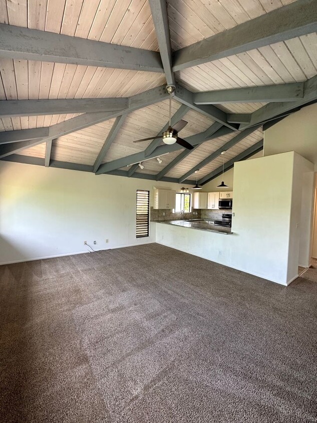 Primary Photo - Kahana Three Bedroom/Two bathroom